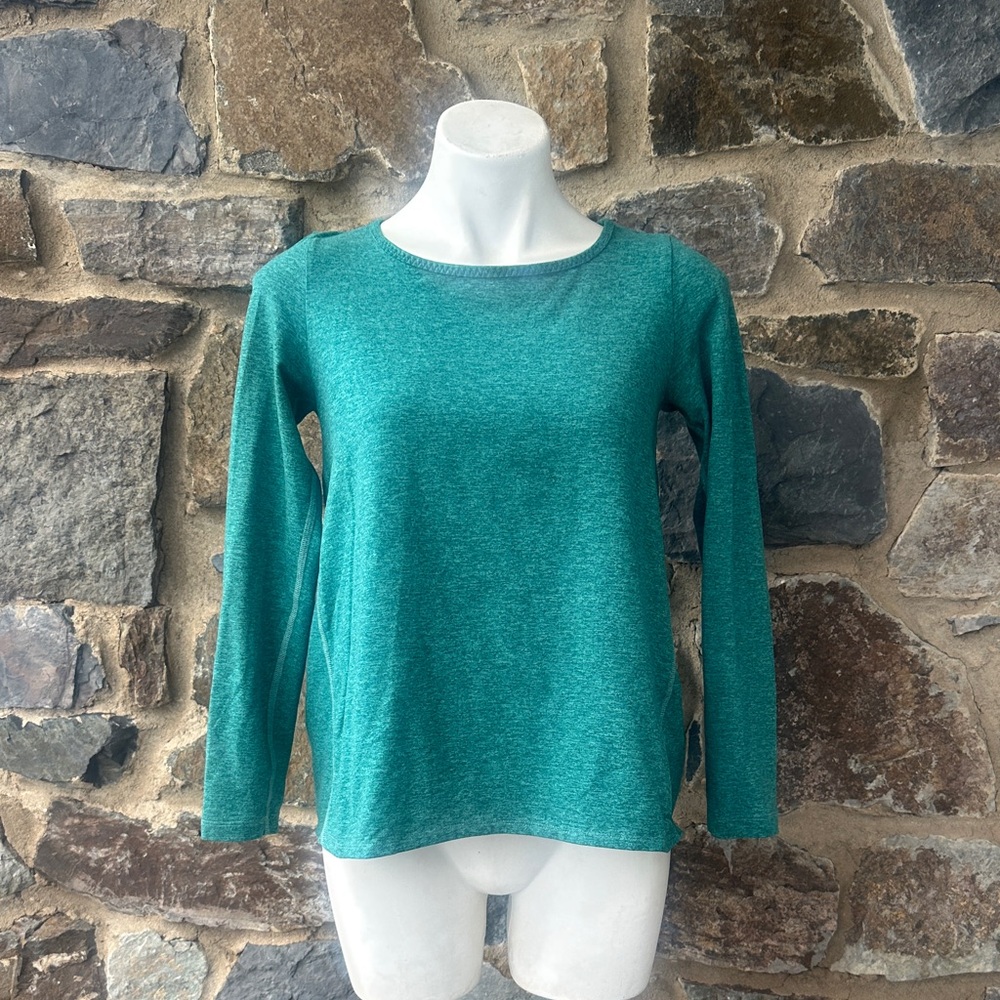 Patagonia Criss Cross Back Long Sleeve Pullover Top in Heathered Teal Size XS